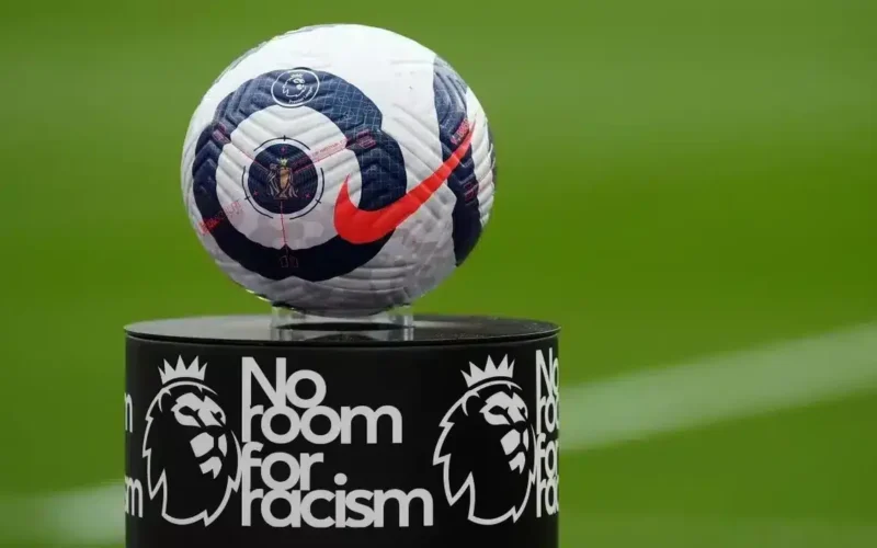 احتفال استثنائي.. نجم الدوري الإنجليزي يكشف جنس مولوده داخل الملعب بالعام 2026